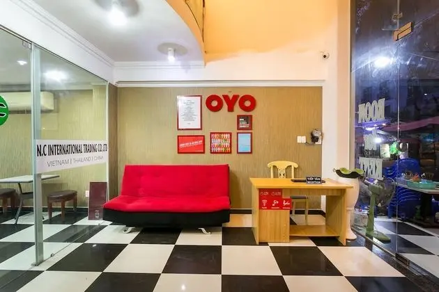 OYO 207 Bino Apartment - Lobi