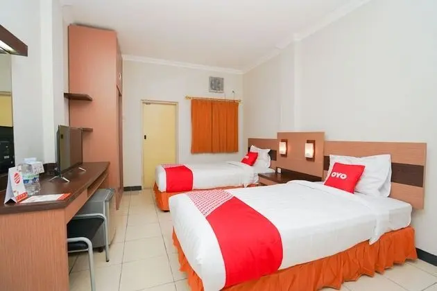 OYO 2075 Graha Marina