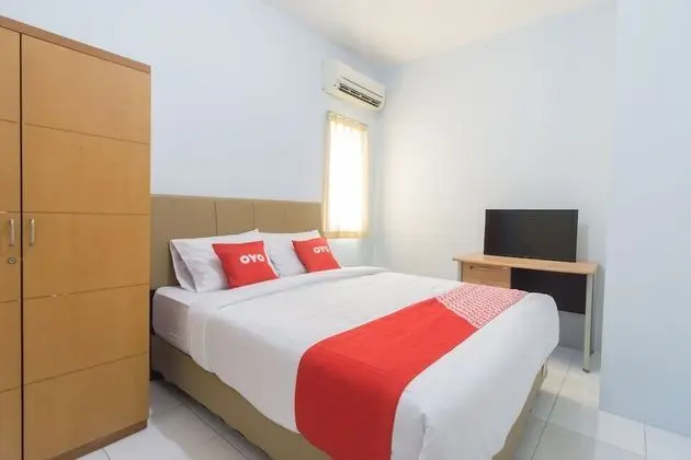 OYO 2110 Rotterdam Guest House Syariah - Öne Çıkan Resim