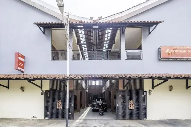 OYO 2121 Pondok Nazwa Syariah