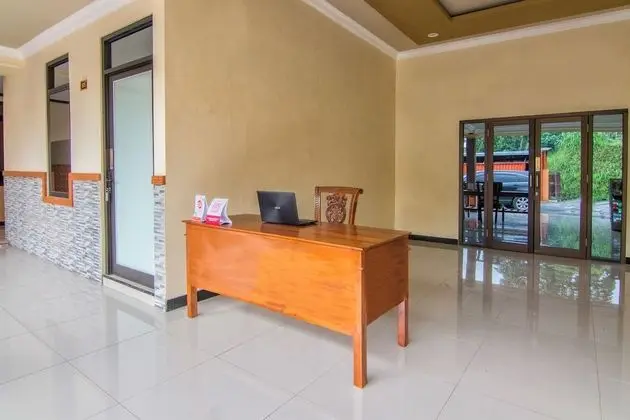 OYO 2162 Pondok Wisata Sri Widodo - Lobi