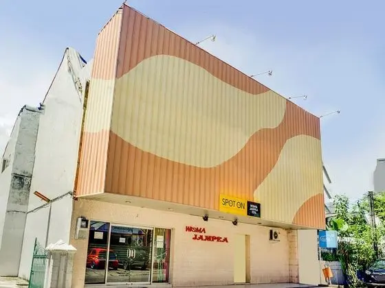 OYO 2214 Wisma Jampea