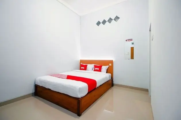 OYO 2217 Permana Guesthouse Syariah