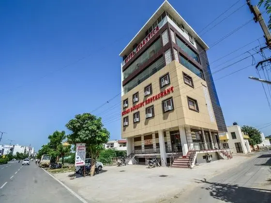 OYO 22205 Hotel Atlantica