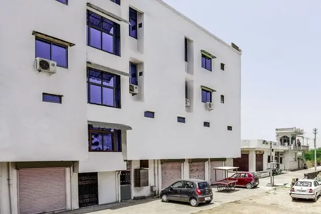 OYO 2222 Hotel Bhumi