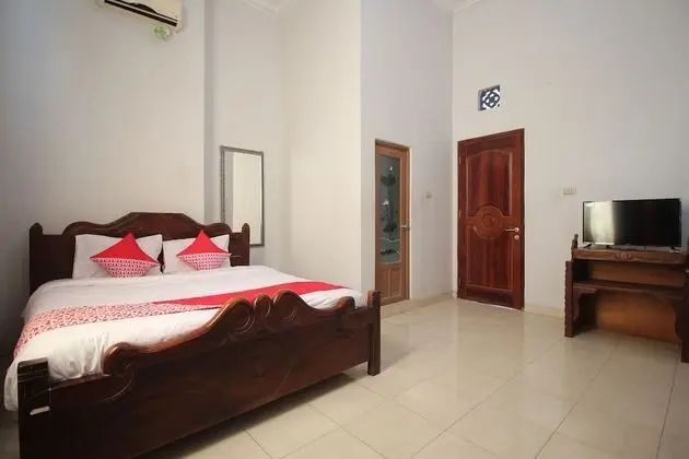 OYO 2222 Hotel Lee
