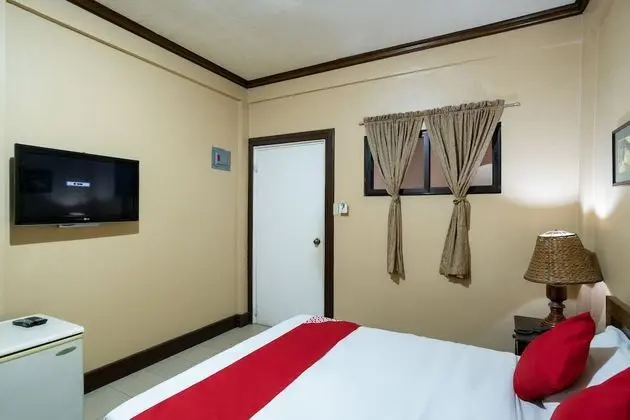 OYO 223 Marquis Hotel & Restaurant - Oda