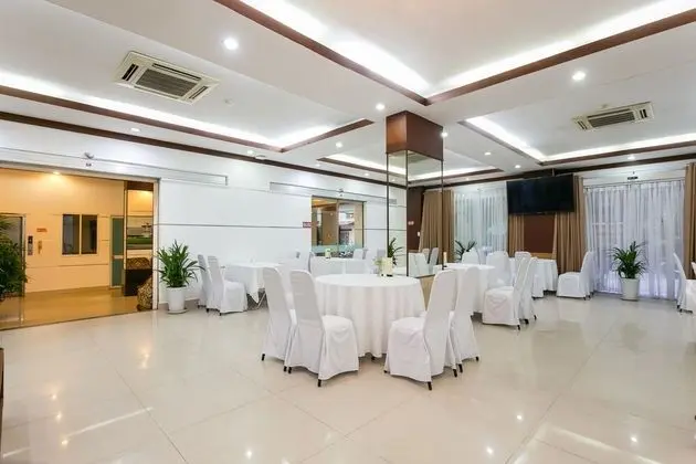 OYO 226 TAO DAN HOTEL - Yerinde Yemek