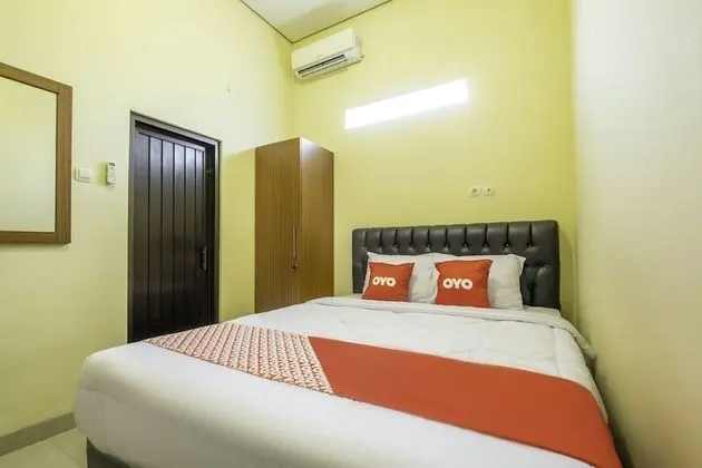 OYO 2260 Zleepy Sasana Budaya