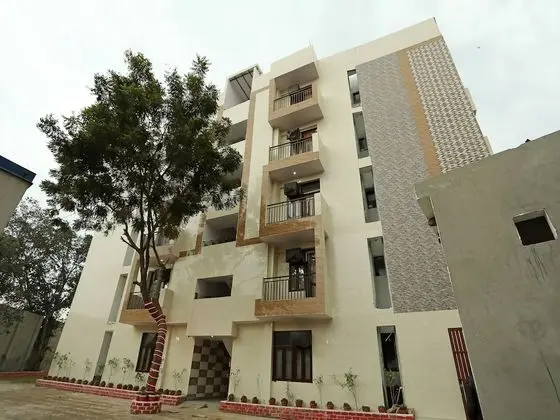 OYO 22663 Qlark Rooms & Lawn