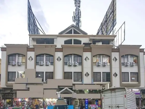 OYO 22772 Hotel Vasantdashmi (purva)