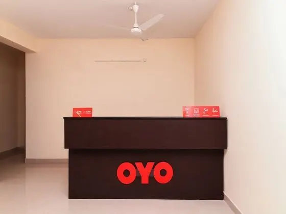 OYO 22782 Akshara Suites - Lobi