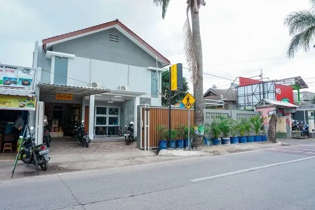 OYO 2279 Rumah Teteh