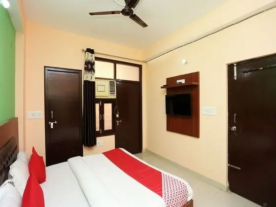 OYO 22826 Hotel Sheltear & Resturant - Oda