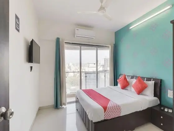 OYO 22920 Executive Skyline Service Apartments