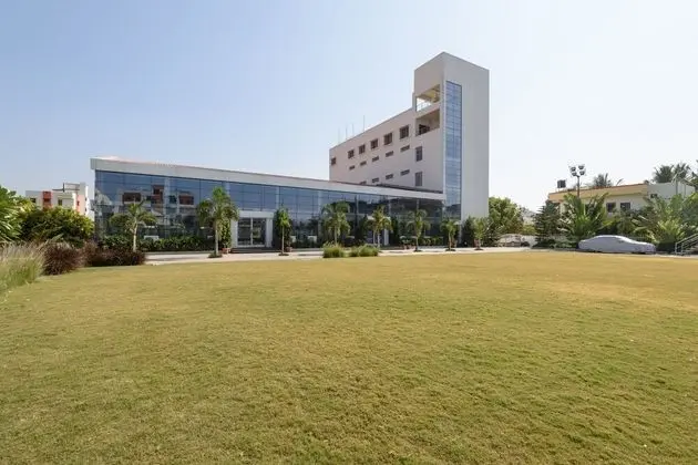 OYO 22964 Kundan Lawns - 1