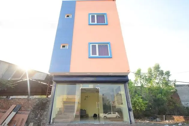 OYO 22993 Hotel Ozas Grand