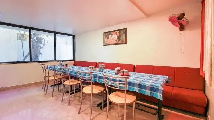 OYO 22999 Hotel Kandil - Yerinde Yemek