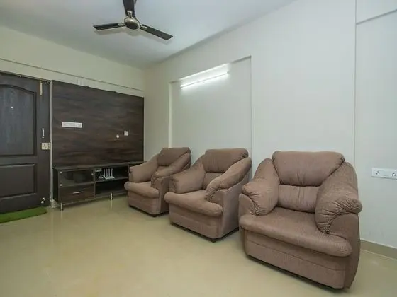 OYO 23070 Ocean View Associates - Lobi