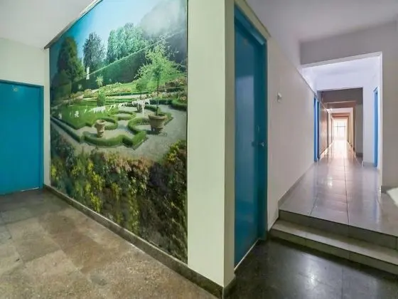 OYO 23083 Hotel Hindustan Deluxe - İç Mekan