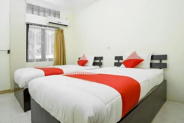 OYO 2319 Tengkawang Residence - Oda