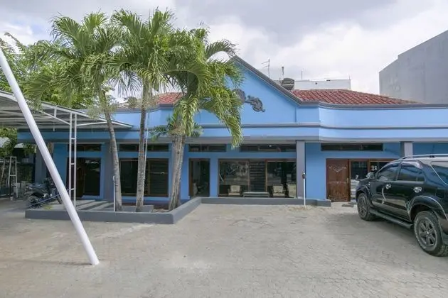 OYO 2320 Hotel Charvita - Dış Mekan
