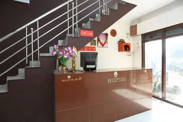 OYO 23240 Hotel Pramod Palace