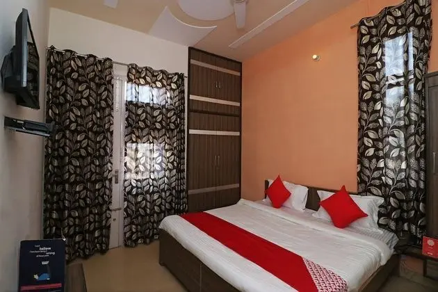 OYO 23246 Mann Bed And Breakfast - Oda