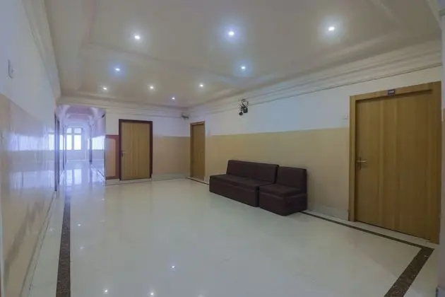 OYO 23304 Hotel Shiva - İç Mekan