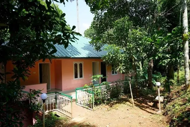 OYO 23317 Eden Farm House