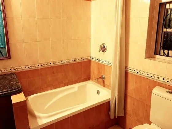 OYO 2335 Apartment Lakeplace - Banyo Tipleri