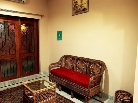 OYO 2335 Apartment Lakeplace - Lobi
