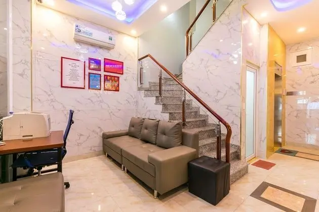 OYO 235 Ngoc Dung Hotel - Lobi