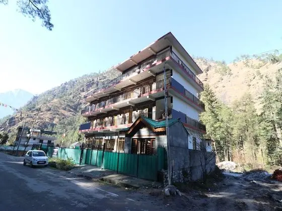 OYO 23570 Hotel New Tashila