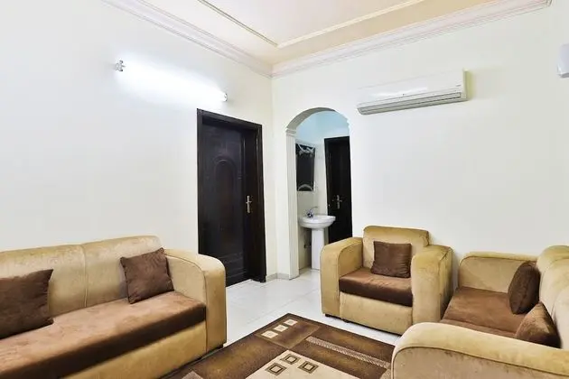 OYO 236 Al Wethenani Apartment - Oda