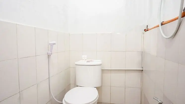 Oyo 2369 Cempaka Homestay