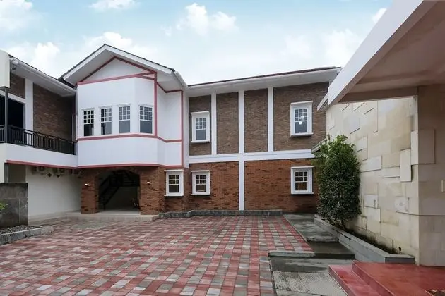 OYO 2383 Andongkoe 64 Salatiga