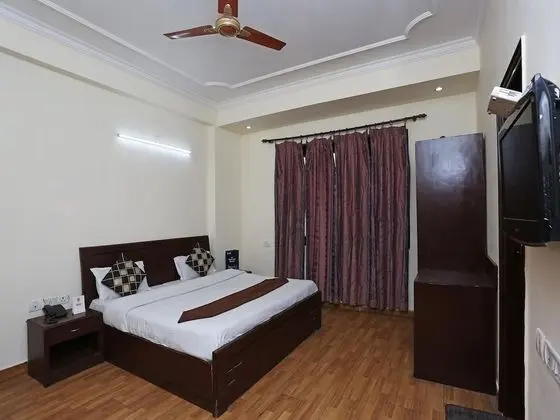 OYO 2399 Hotel Glenroy