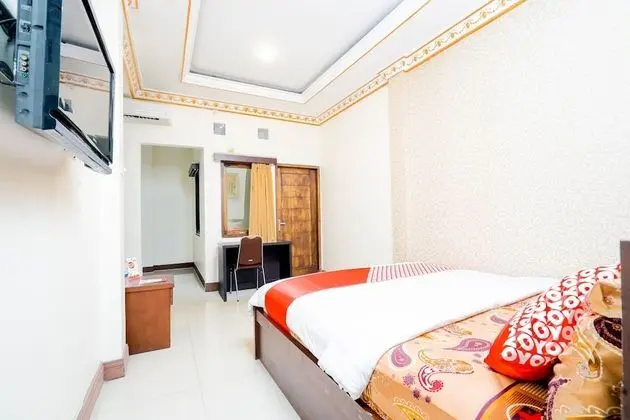OYO 2400 Maleo Exclusive Residence - Oda