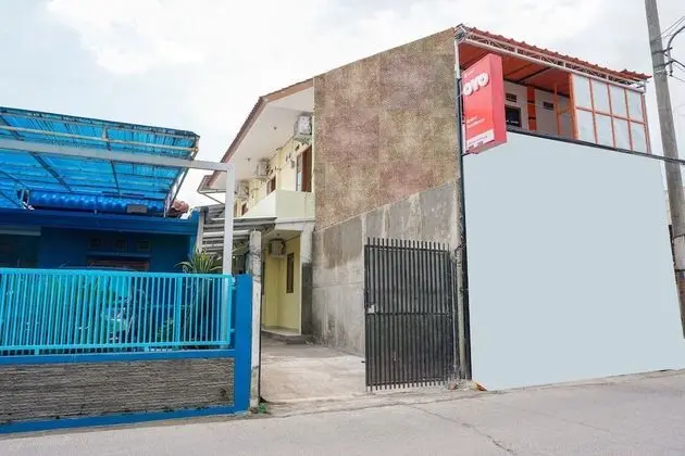 OYO 2401 Ardini Residence Syariah