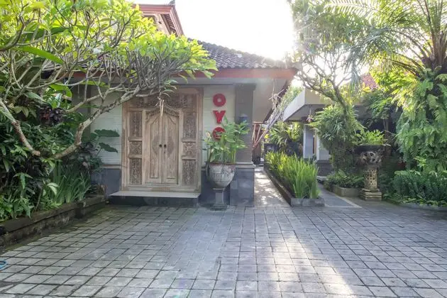OYO 2404 Arca Guest House