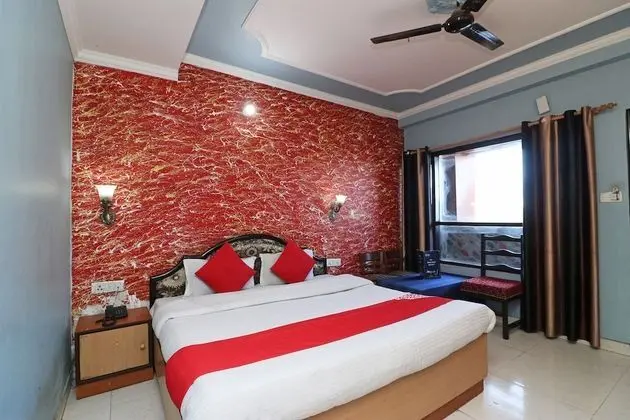 OYO 24124 Hotel Camel View - Oda