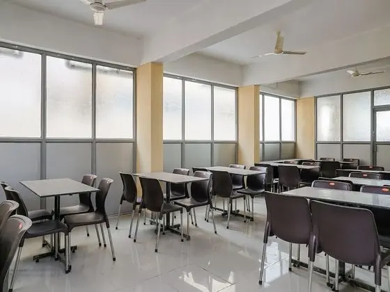 OYO 24143 Flagship Hotel Blue Orchid - Yerinde Yemek