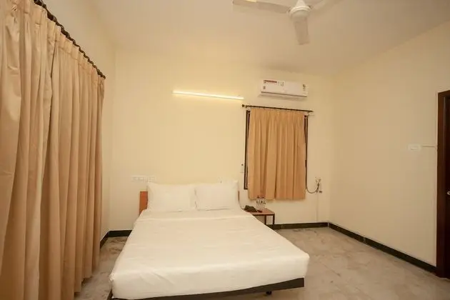 OYO 24150 SilverKey Egmore
