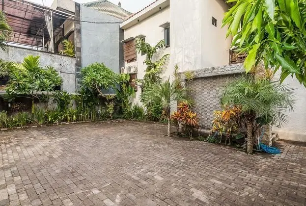 OYO 2417 PANEN HOUSE