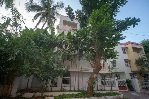 OYO 24394 Flagship Deepalakshmi T Nagar