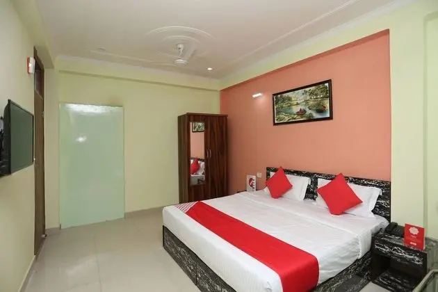 OYO 24502 Yp Hospitality