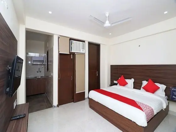 OYO 24514 Rvid Suites