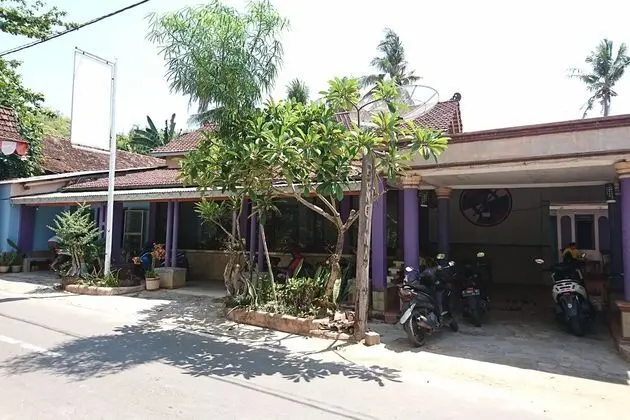 OYO 2467 Penginapan Dafista - Dış Mekan