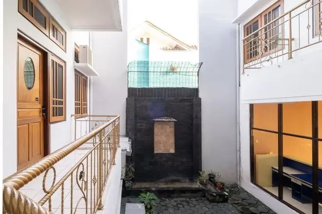 OYO 2469 Sutomo Homestay